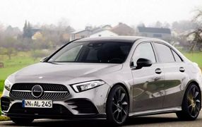 CLASSE A V177 berlina Ibrida ricargabile