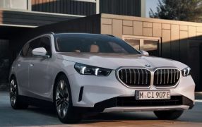 5 G61 TOURING  IBRIDO