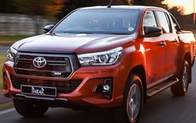 HILUX Cabina doppia