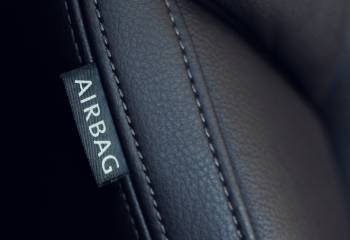 Cuciture compatibles con airbags
